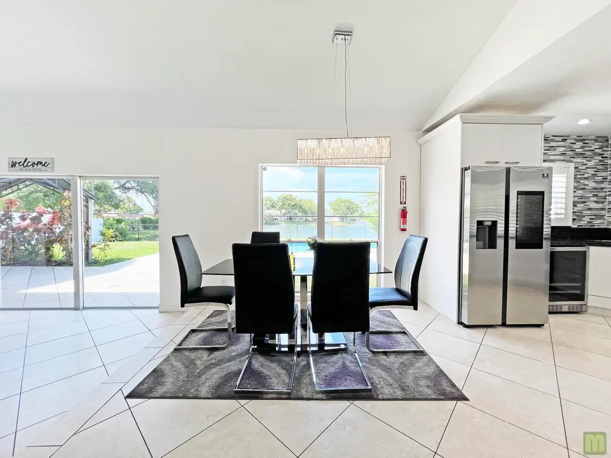 08 din at 4975 NW 6TH Street, Coconut Creek