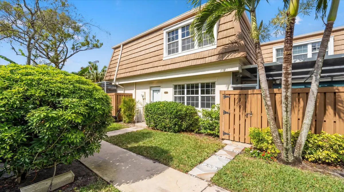 01-4348 Hazel Ave unit b at 4348 Hazel Avenue B, Palm Beach Gardens