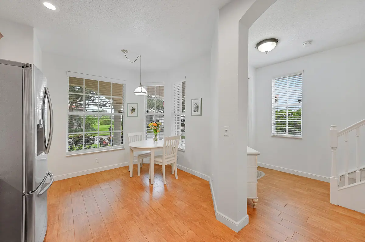 6_005 at 654 CASTLE Drive, Palm Beach Gardens