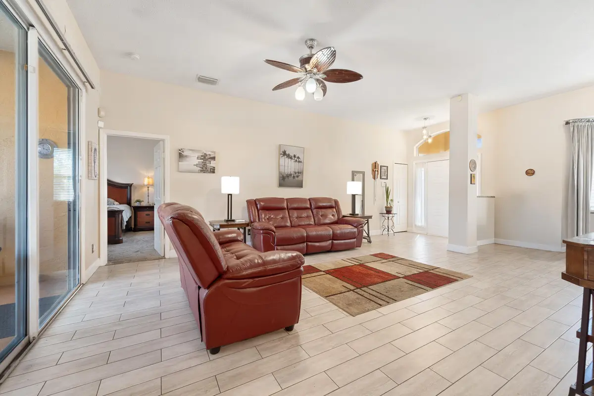 103 NW Aileen Street, Port St. Lucie, FL – photo 5