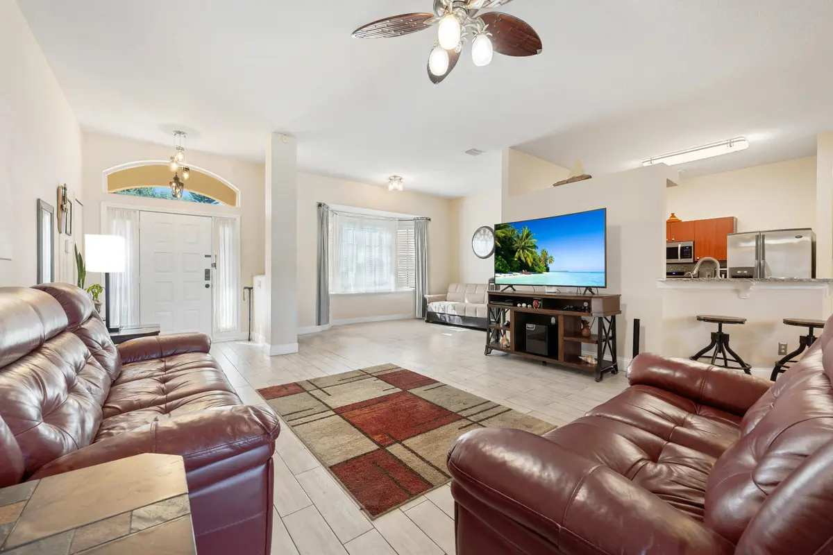 103 NW Aileen Street, Port St. Lucie, FL – photo 6
