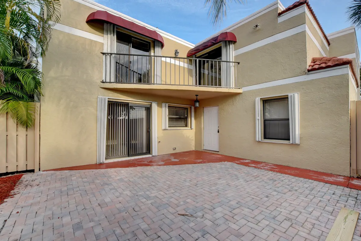 20200206171650506707000000-o at 4145 VILLAGE Drive A, Delray Beach