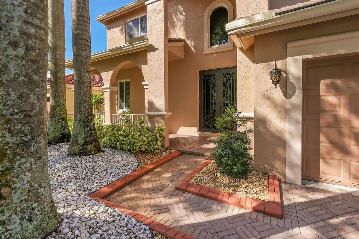 Entrance at 1020 Lavender Circle, Weston