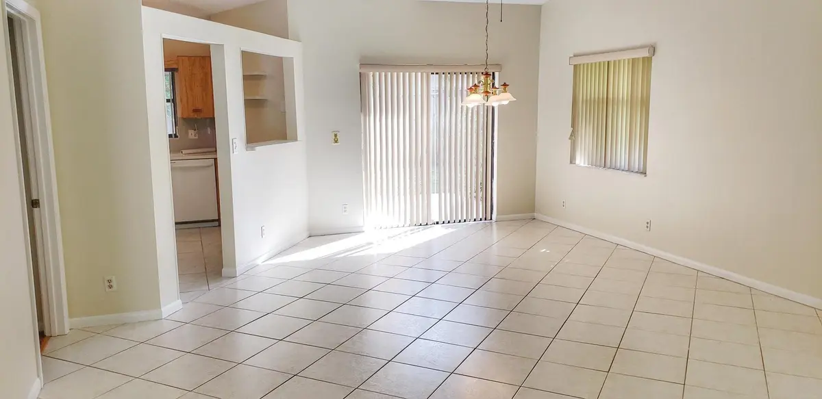 dining room at 7 Whitehall Way, Boynton Beach