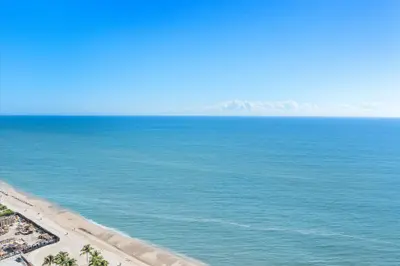 18201 Collins Avenue 3704, Sunny Isles Beach – Condominium for sale