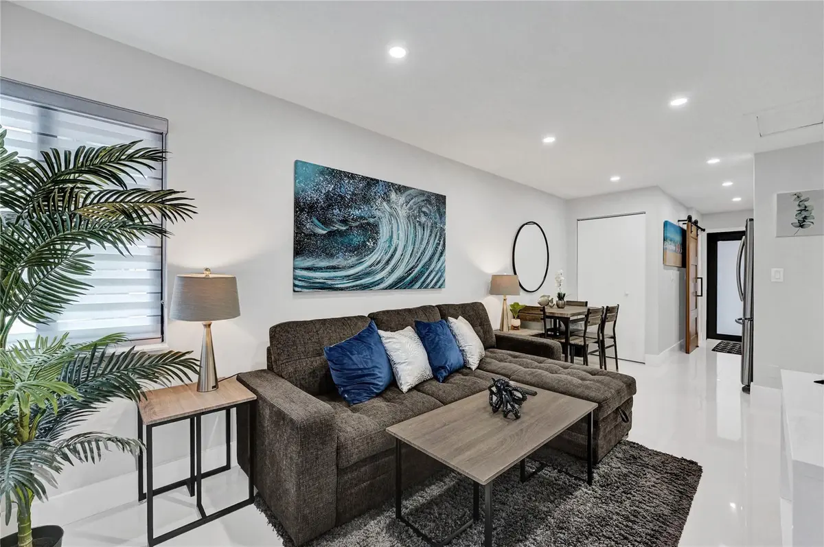 Photo 2 at 4536 POINCIANA Street 2, Lauderdale-By-The-Sea