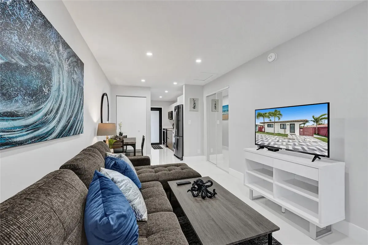 Photo 3 at 4536 POINCIANA Street 2, Lauderdale-By-The-Sea