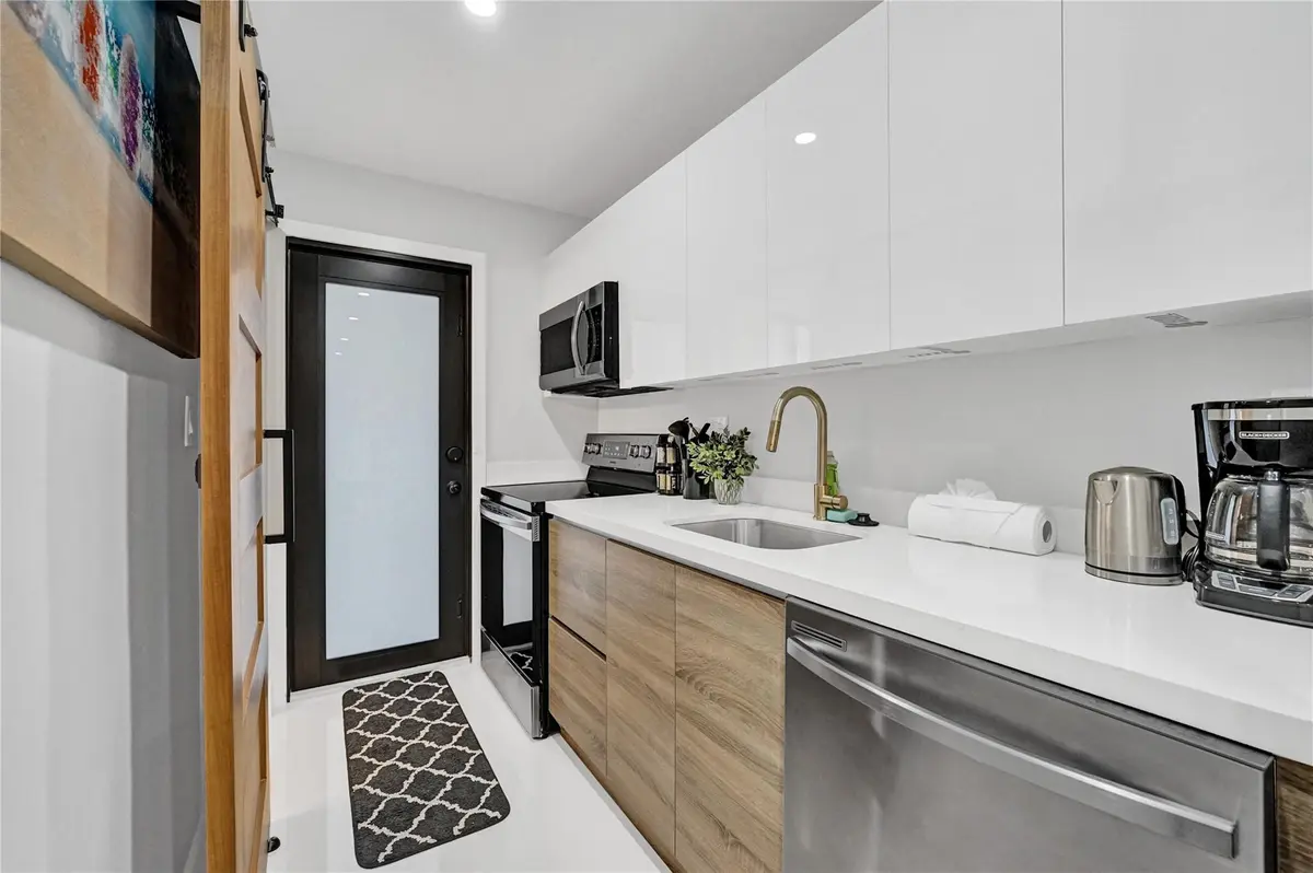 Photo 7 at 4536 POINCIANA Street 2, Lauderdale-By-The-Sea