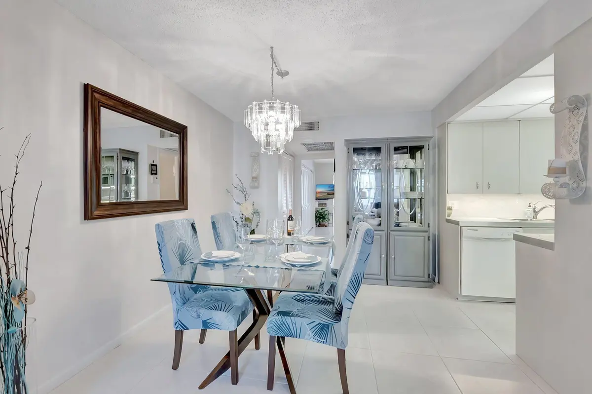 2051 Cambridge C at 2051 Cambridge C, Deerfield Beach