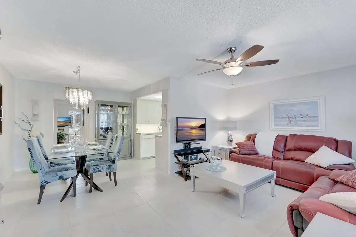 2051 Cambridge C at 2051 Cambridge C, Deerfield Beach