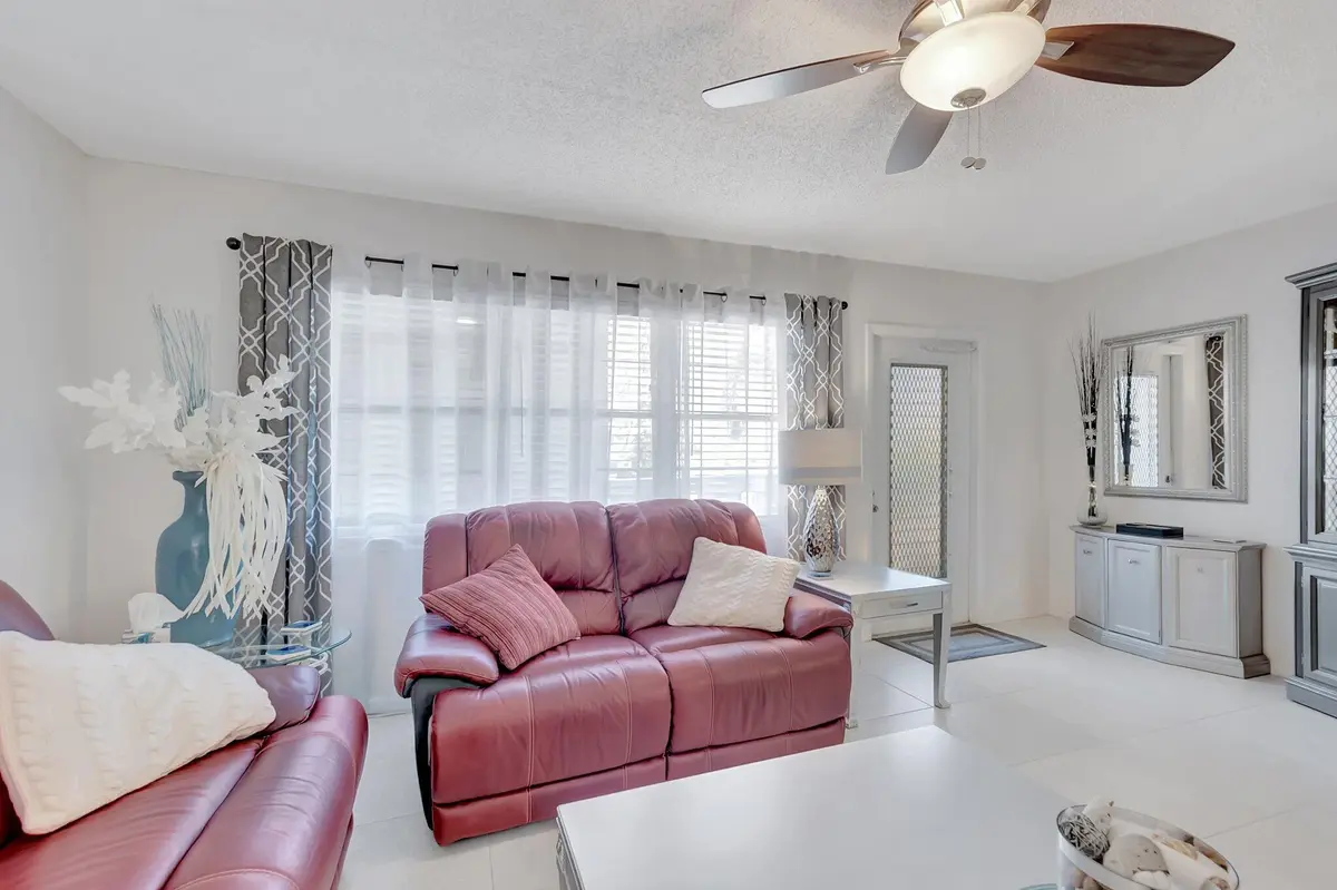 2051 Cambridge C at 2051 Cambridge C, Deerfield Beach