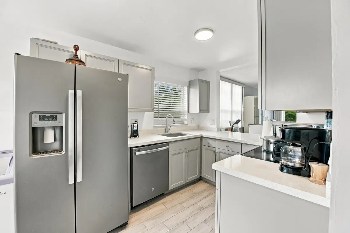 _JJL9825 at 5860 NW 64TH Avenue 201, Tamarac