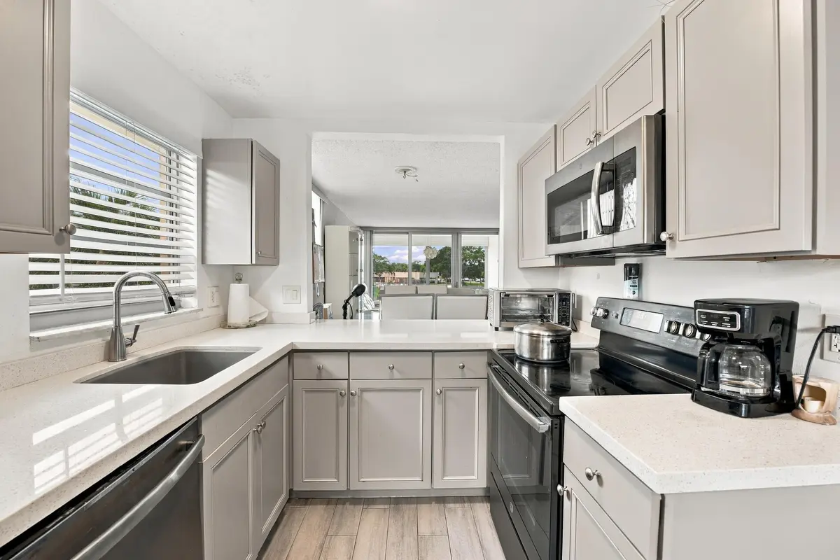 _JJL9830 at 5860 NW 64TH Avenue 201, Tamarac