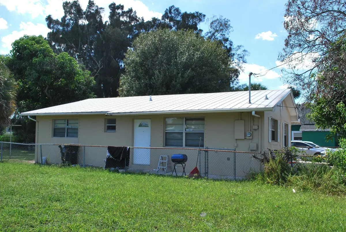 DSC_0033 at 1223 MCCRAY Court, Fort Pierce
