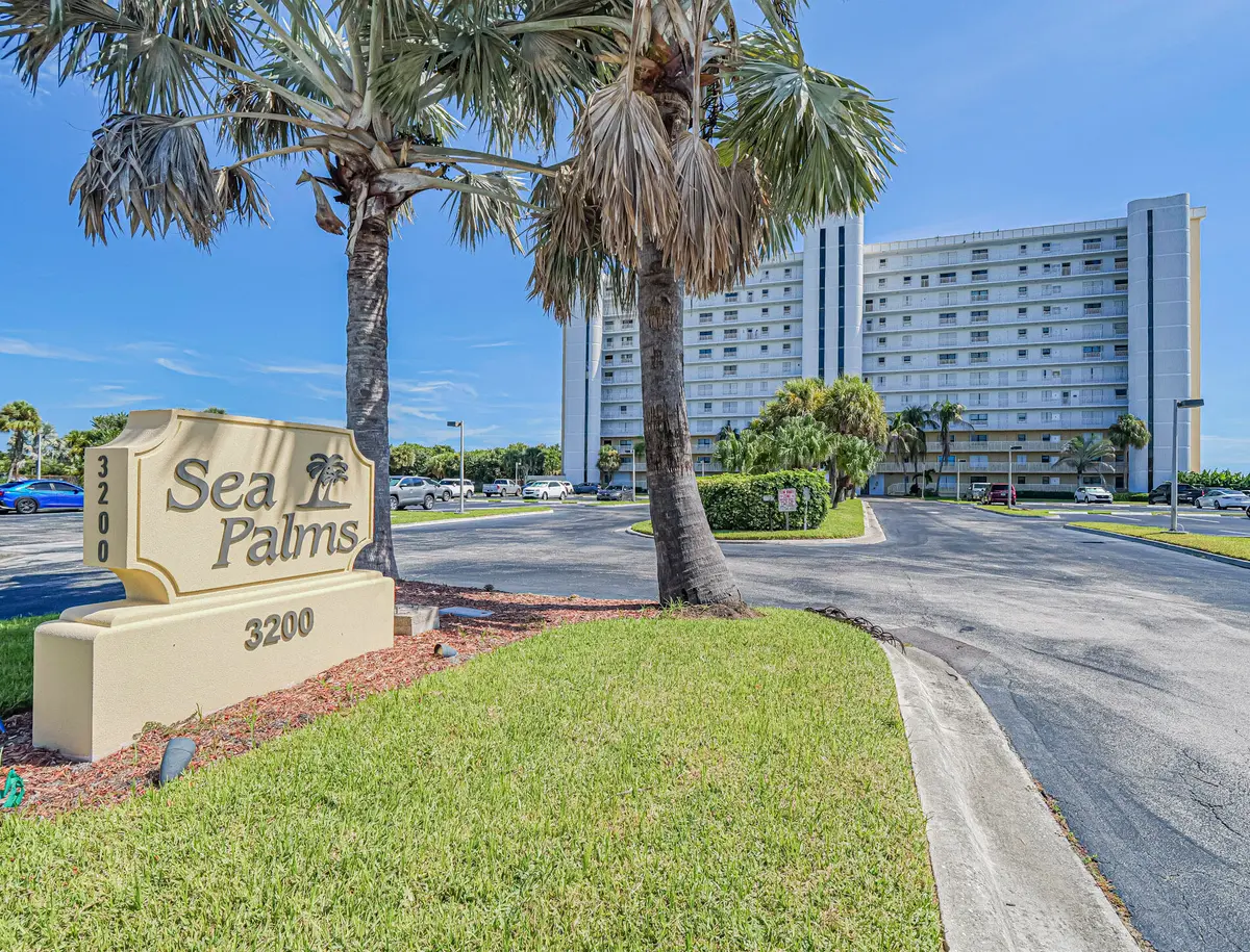 3200 N HIGHWAY A1A 1004, Hutchinson Island, FL – photo 1