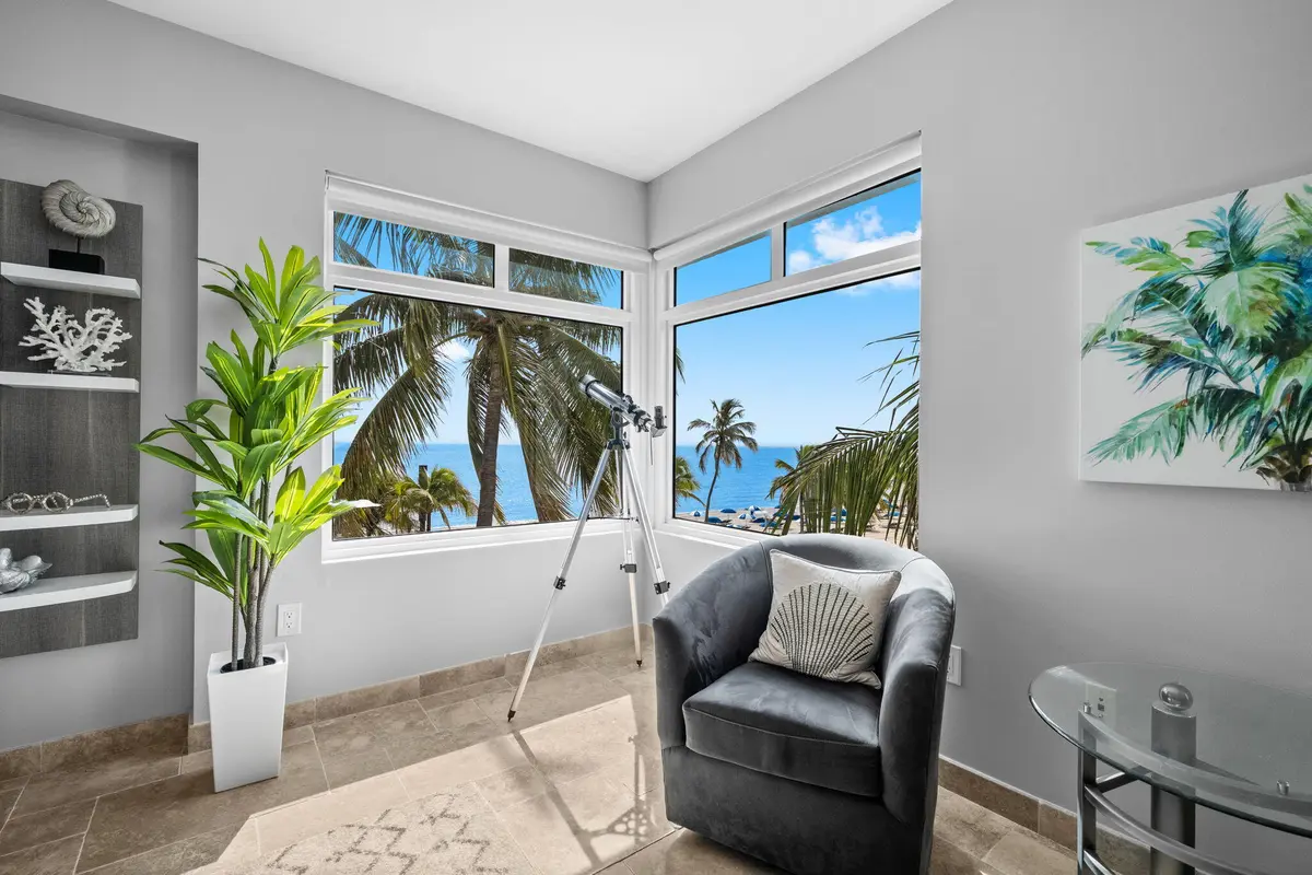 Living Room at 101 S FORT LAUDERDALE BEACH Boulevard 308, Fort Lauderdale