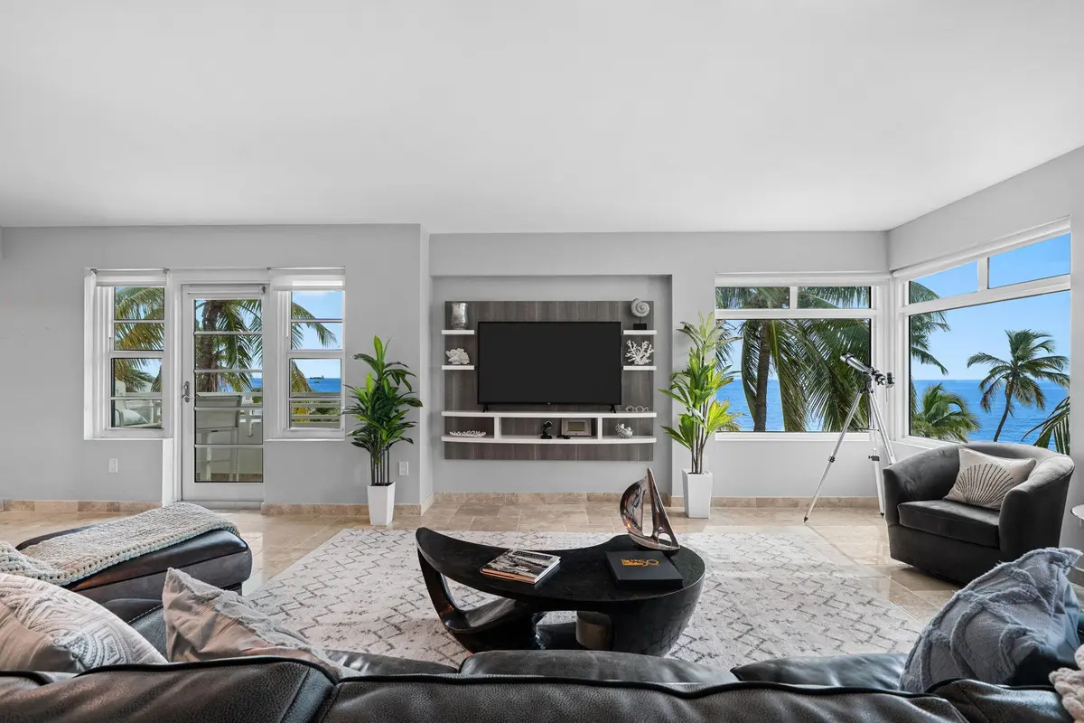 Living Room at 101 S FORT LAUDERDALE BEACH Boulevard 308, Fort Lauderdale