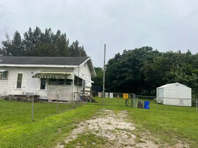 front at 4374 Forest Road, West Palm Beach