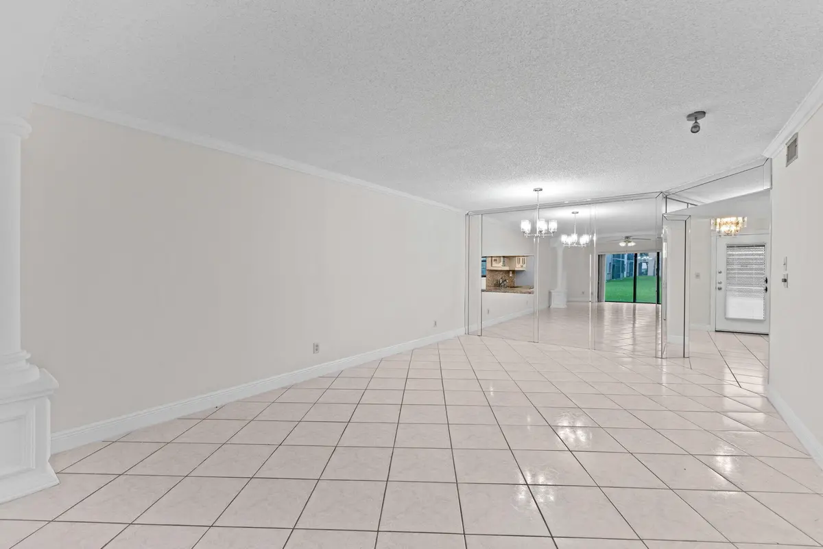 6-web-or-mls-A7408607 at 6085 N SABAL PALM Boulevard 107, Tamarac