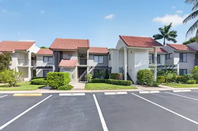 5560 FAIRWAY PARK Drive 103, Boynton Beach – Condominium for rent