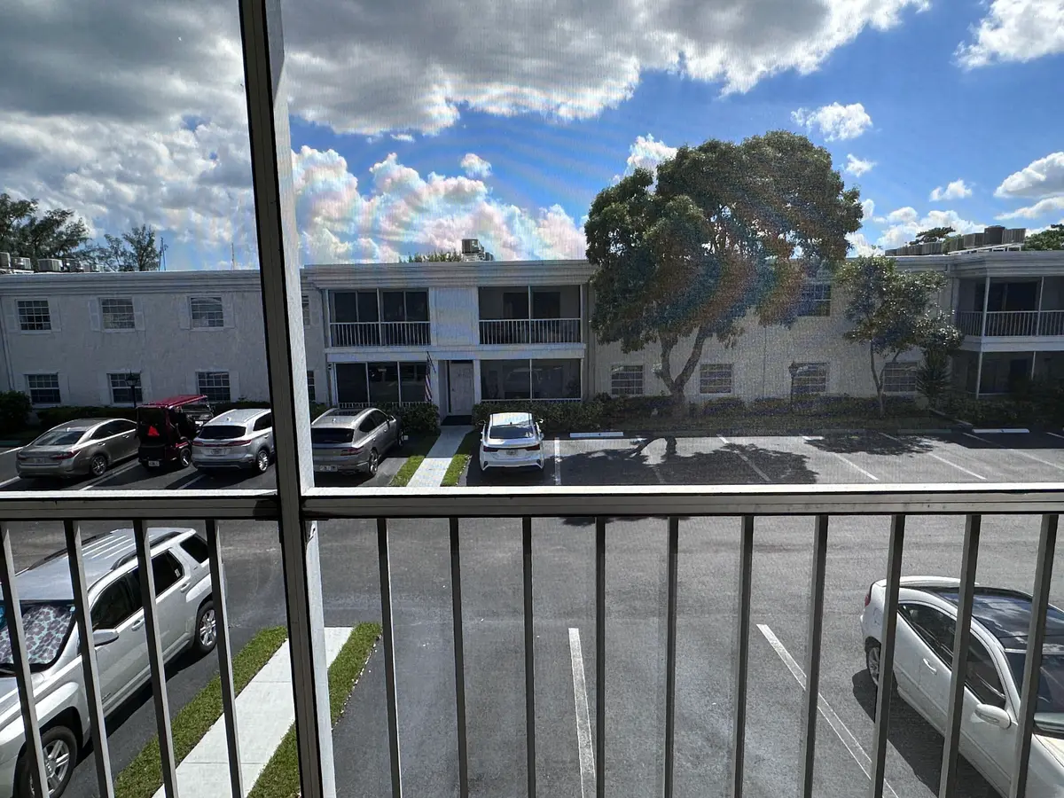 Facing South at 6317 Bay Club Drive 3, Fort Lauderdale