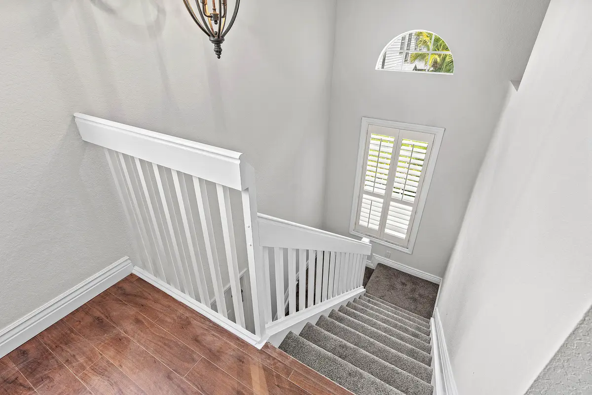 Private Entry at 5016 Heatherhill Lane 5, Boca Raton