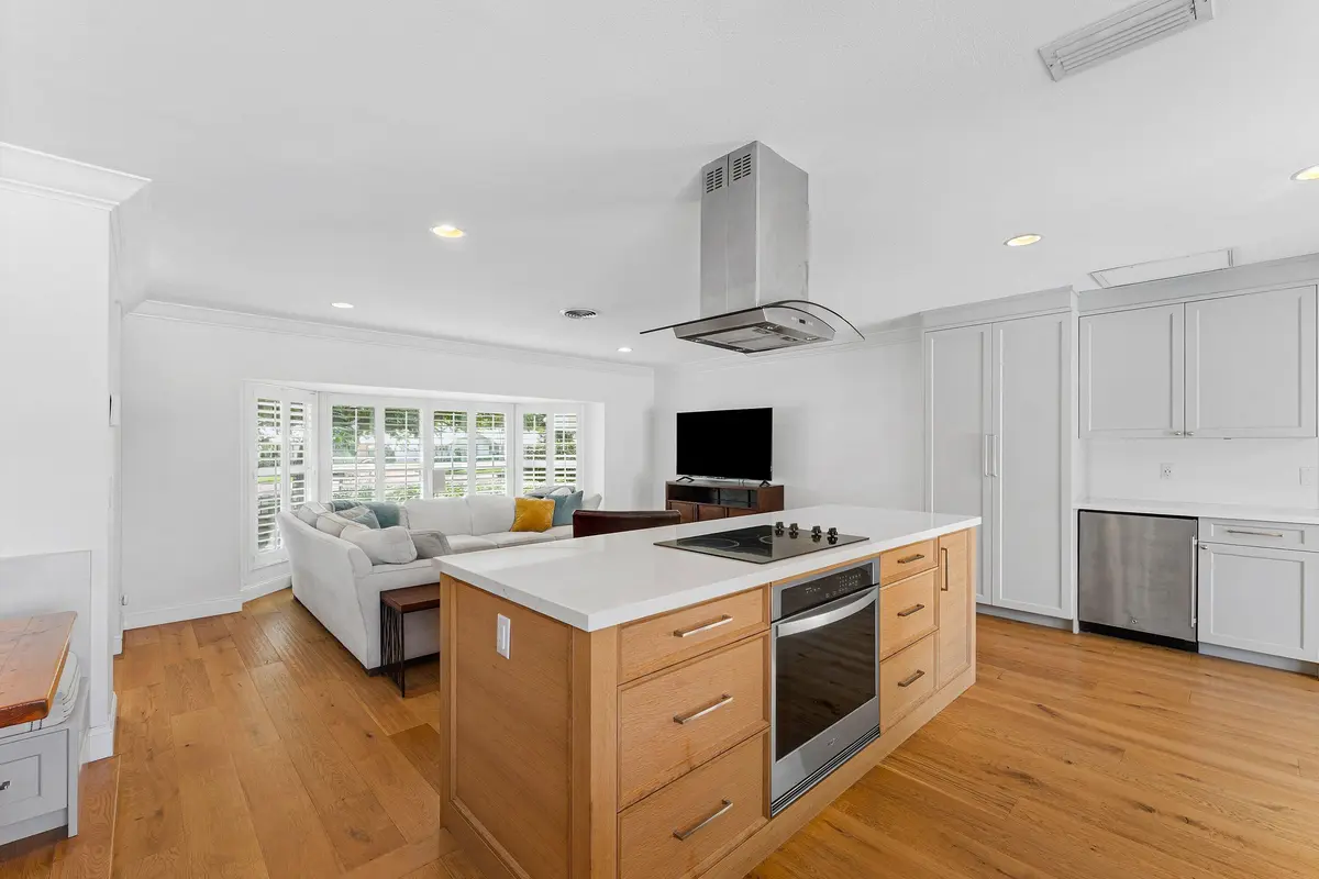 Kitchen 3 at 817 Anchorage Drive, North Palm Beach