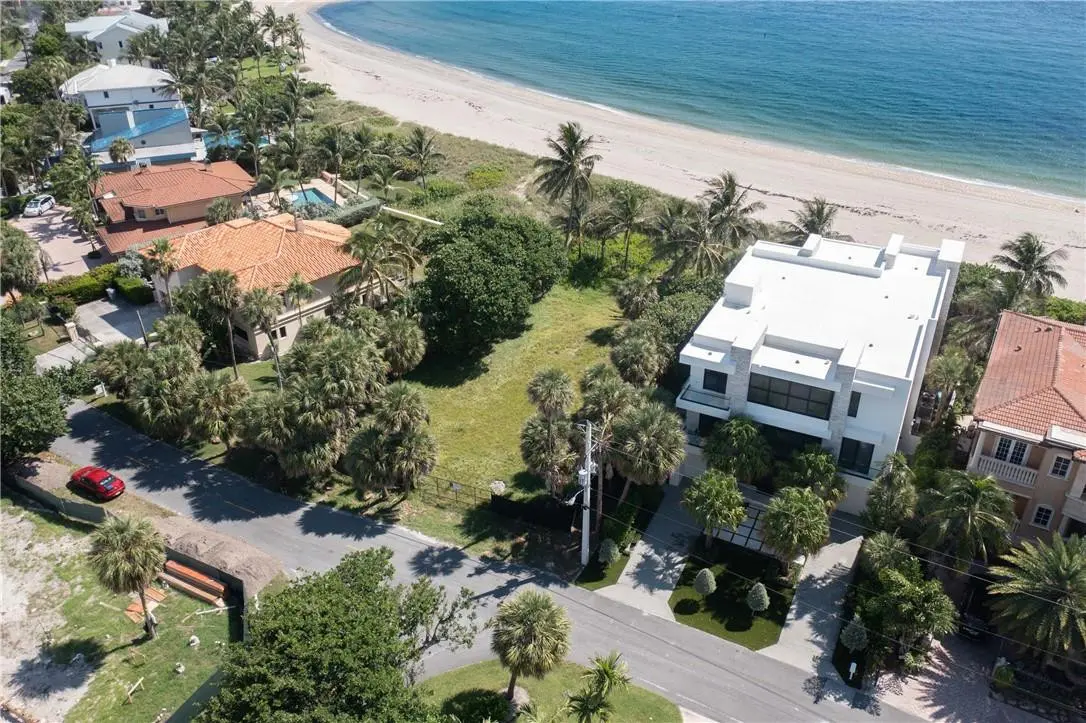Photo 6 at 2100 BAY Drive, Pompano Beach