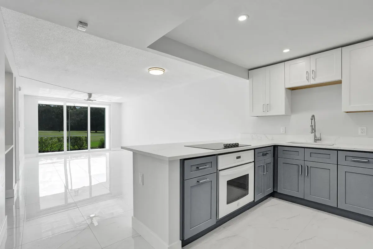 10-web-or-mls-DSC06183 at 575 OAKS Lane 104, Pompano Beach