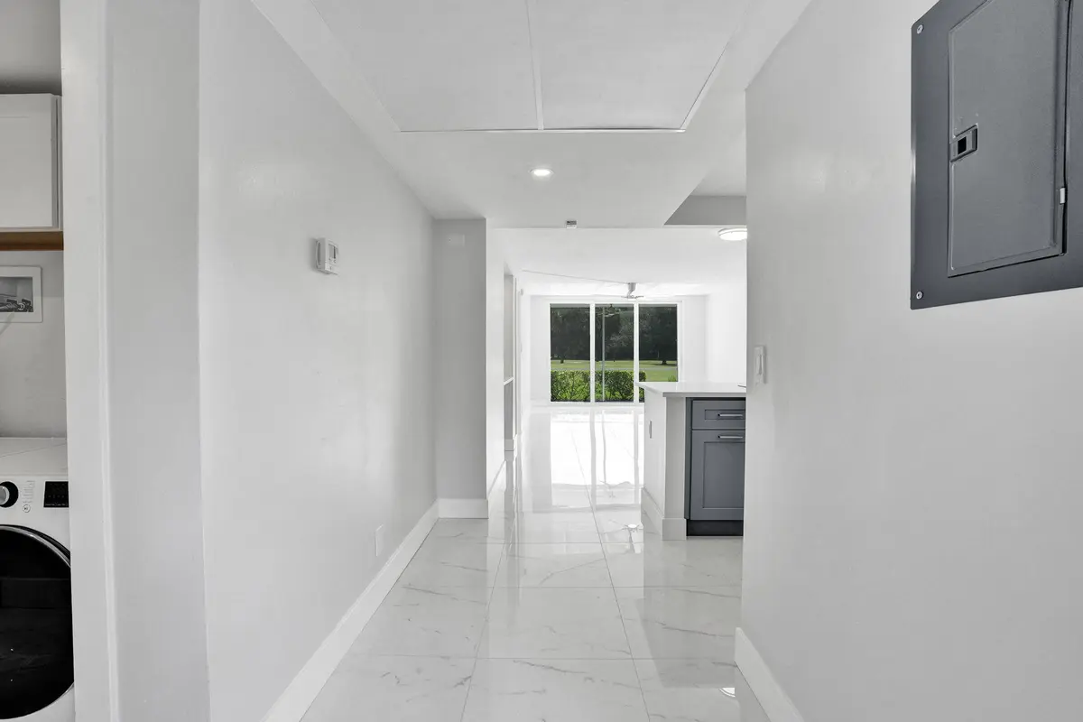 5-web-or-mls-DSC06168 at 575 OAKS Lane 104, Pompano Beach