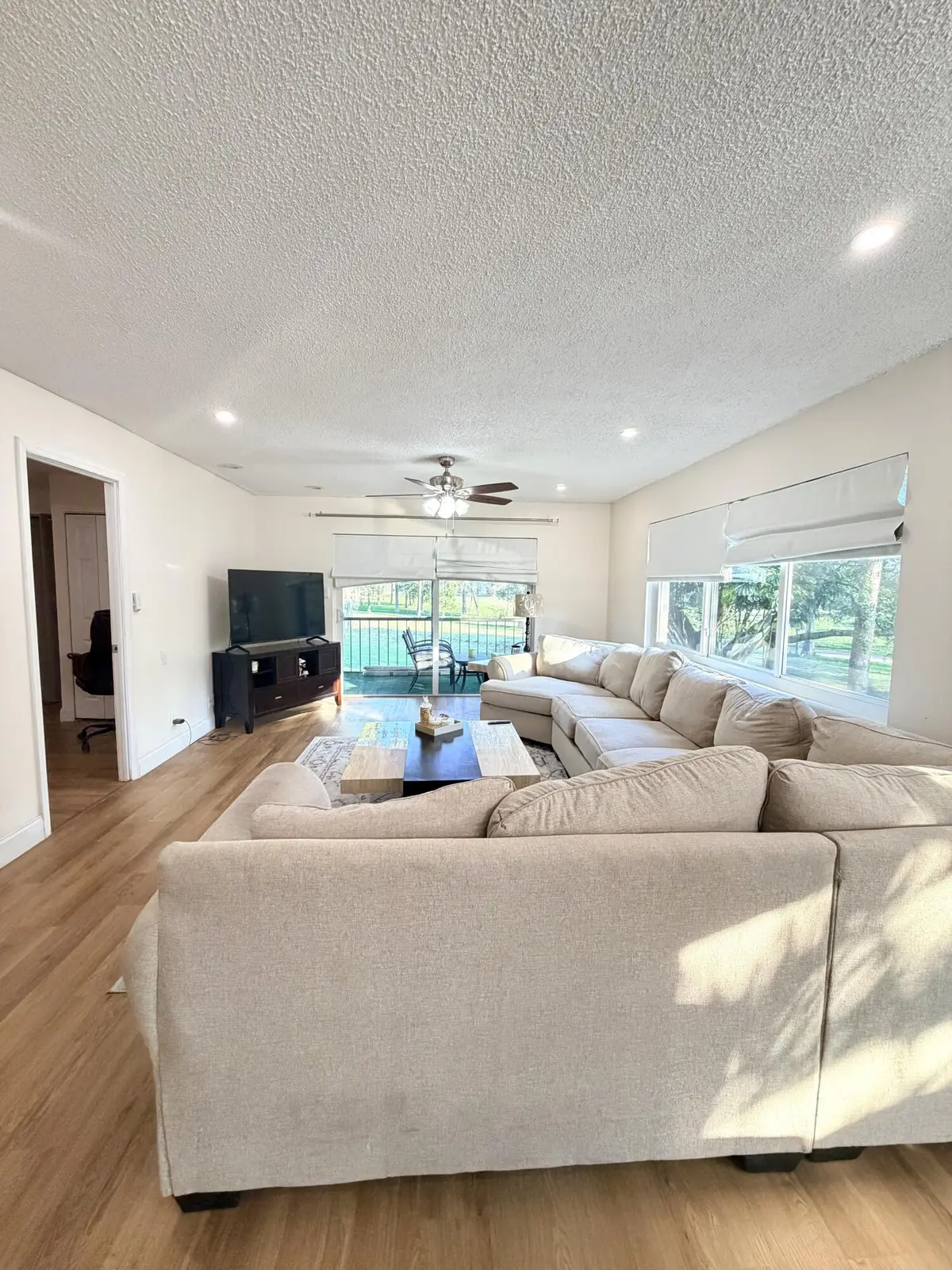 6260 S Falls Cir Drive 201, Lauderhill, FL – photo 6