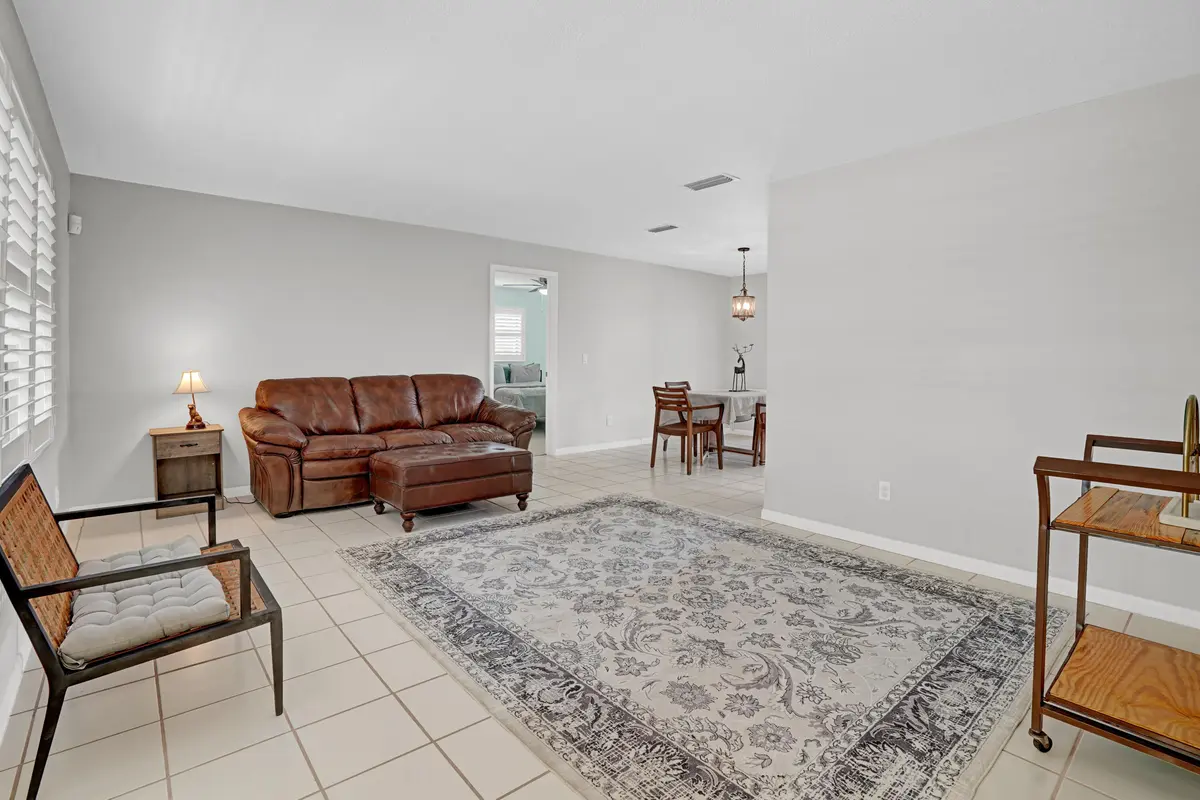 Eucalyptus-10 at 1902 EUCALYPTUS Avenue, Hutchinson Island