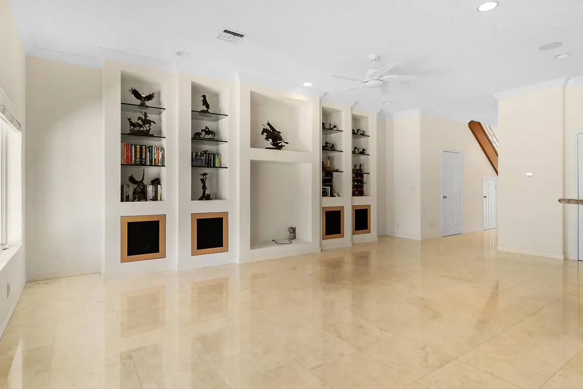 7_hd-4517 ne 21st ave apt 4 -7 at 4517 NE 21st Avenue 4, Fort Lauderdale