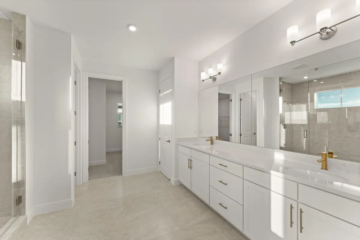 US_SEF_AMELIA_LOT 122_OWNERS BATH at 10590 SW Pioneer Parkway, Palm City