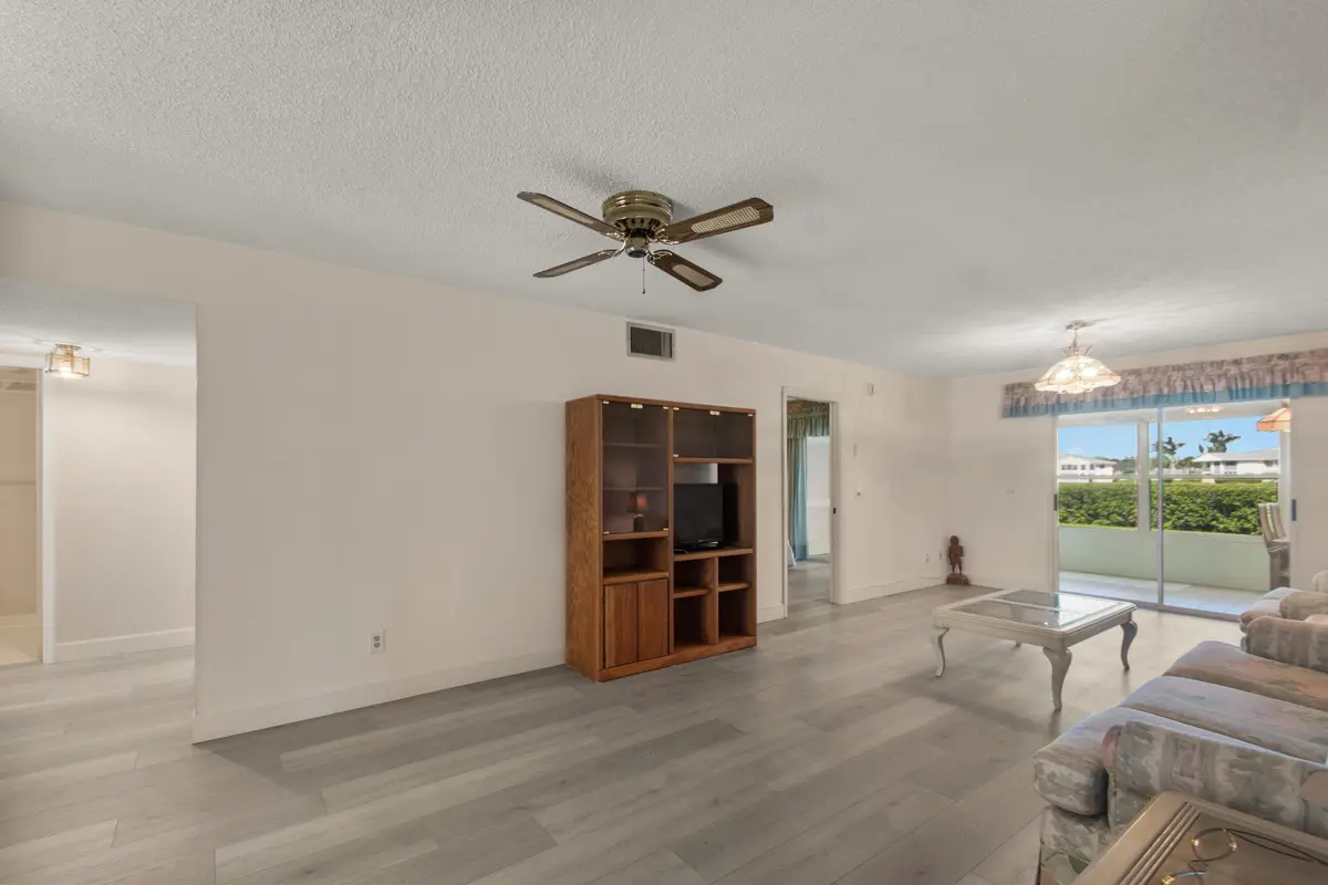 Image00044 at 406 GROVE ISLE Circle 406, Vero Beach
