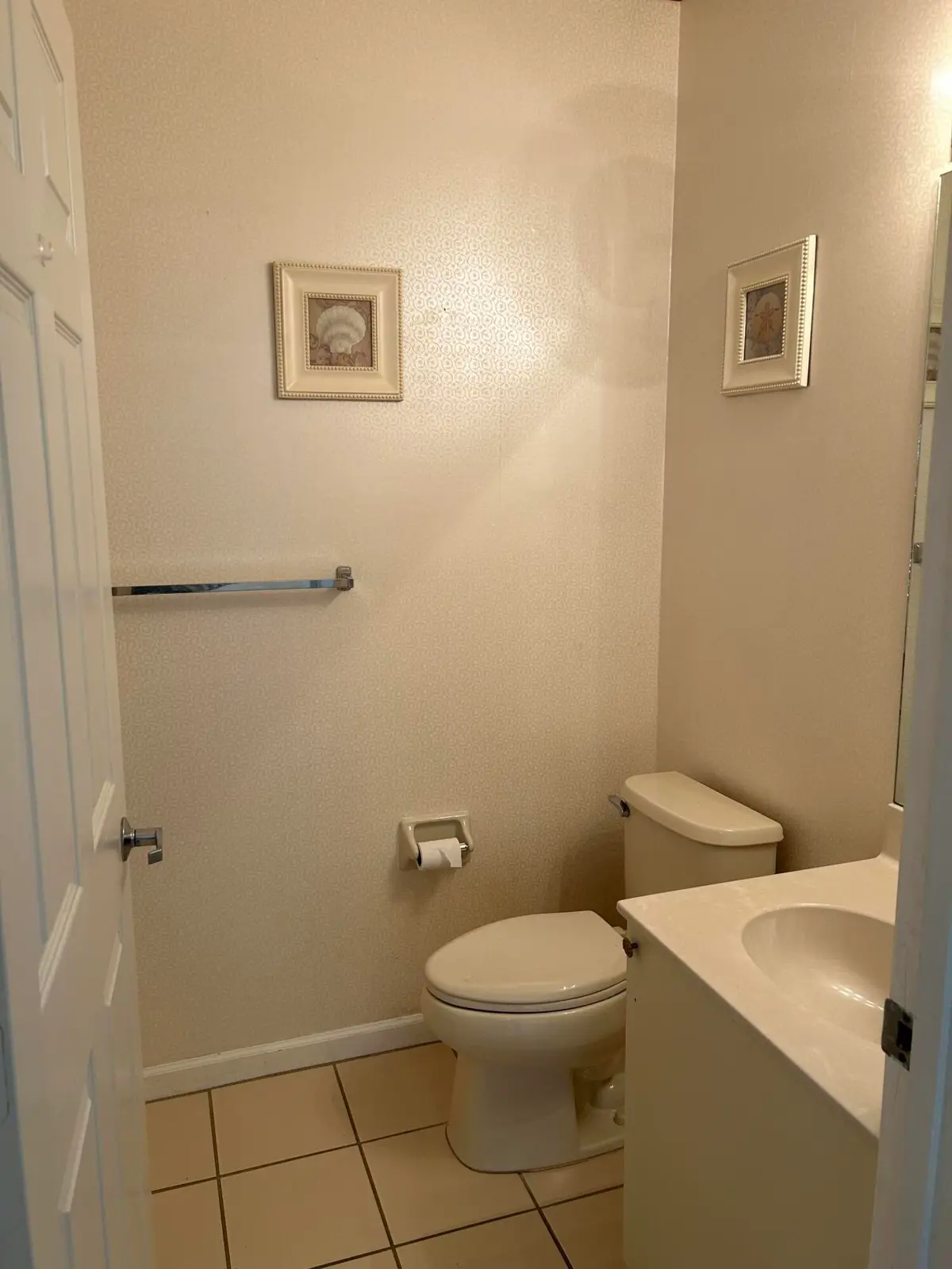 HALF BATH at 331 OAK CREST Terrace 331, Jupiter