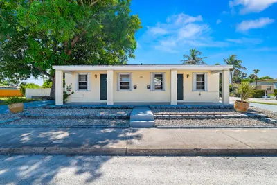 1202 S M Street, Lake Worth Beach – Duplex for sale
