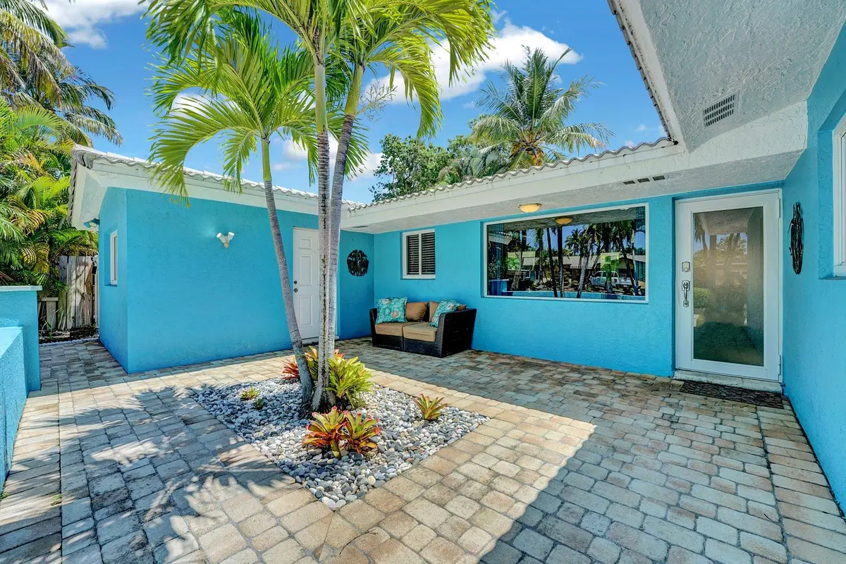 Photo 8 at 3488 NE 19TH Avenue, Oakland Park