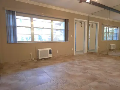 57 CAMDEN C, West Palm Beach – Condominium for sale