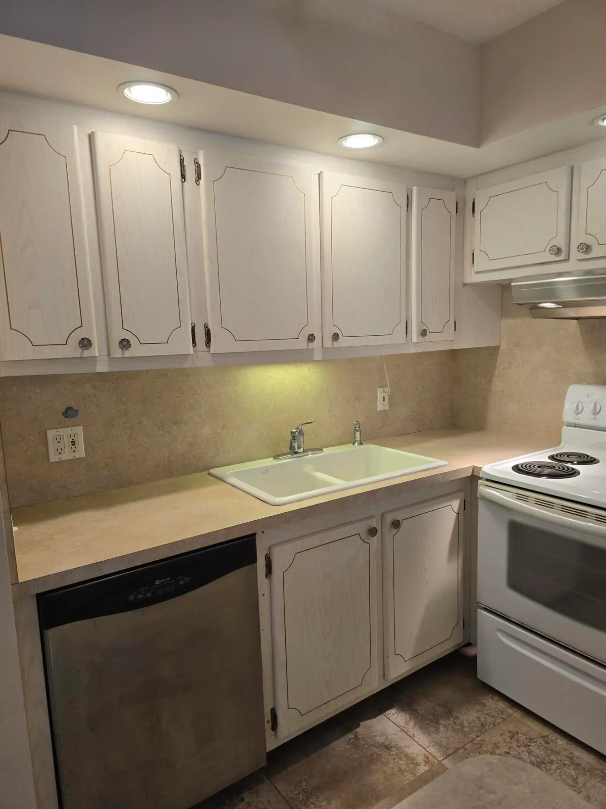 57 CAMDEN C, West Palm Beach, FL – photo 8