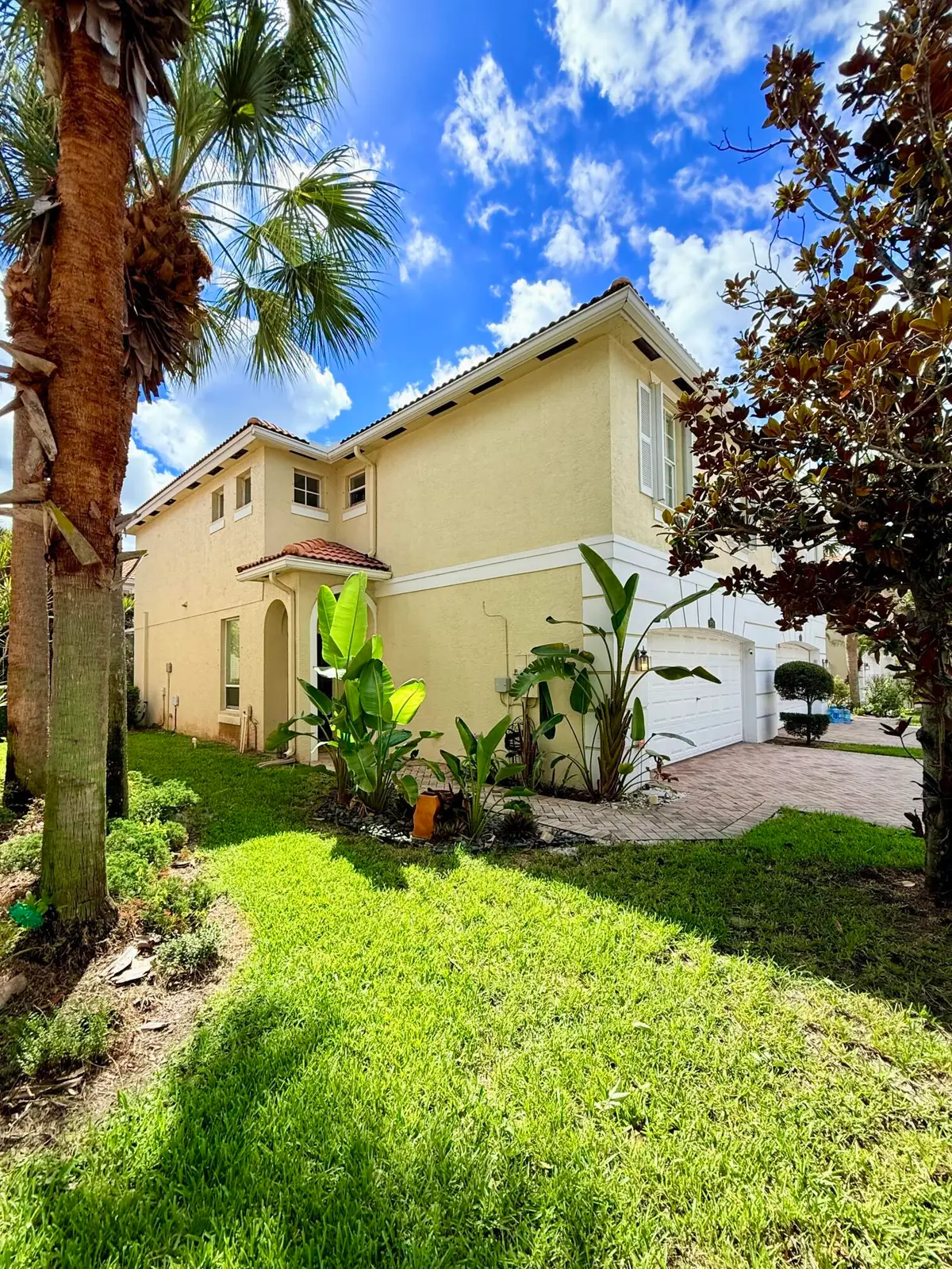 20250911213623064304000000-o at 9138 Villa Palma Lane, Palm Beach Gardens