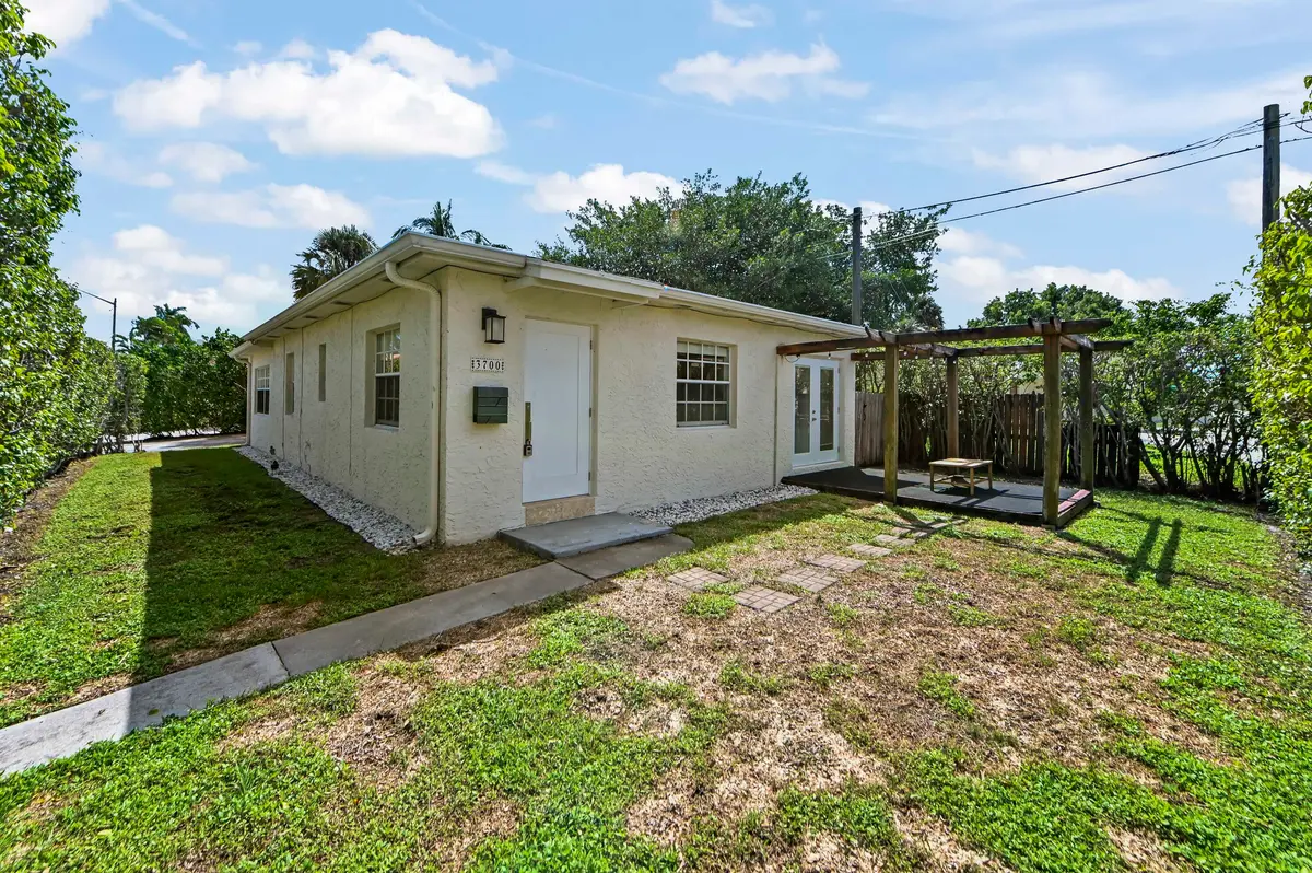 03 Front 03 at 284 Lytton Court, West Palm Beach