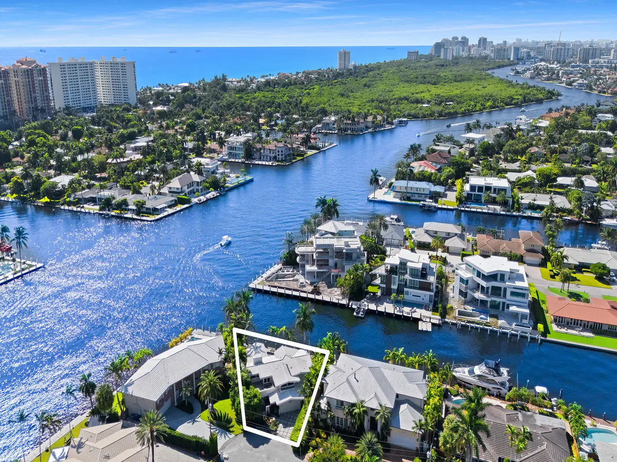 DJI_20260926105824_0380_D at 2880 NE 24TH Place, Fort Lauderdale