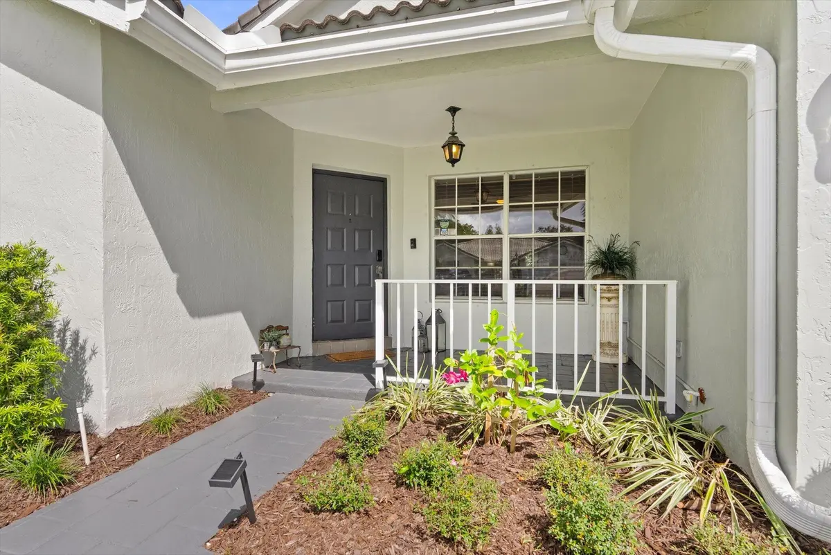 04-4 at 5309 Pine Circle, Coral Springs
