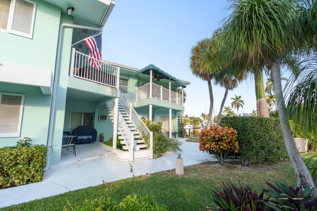 810 SE 22 Ave., #202 Upstairs at 810 SE 22nd Avenue 202, Pompano Beach