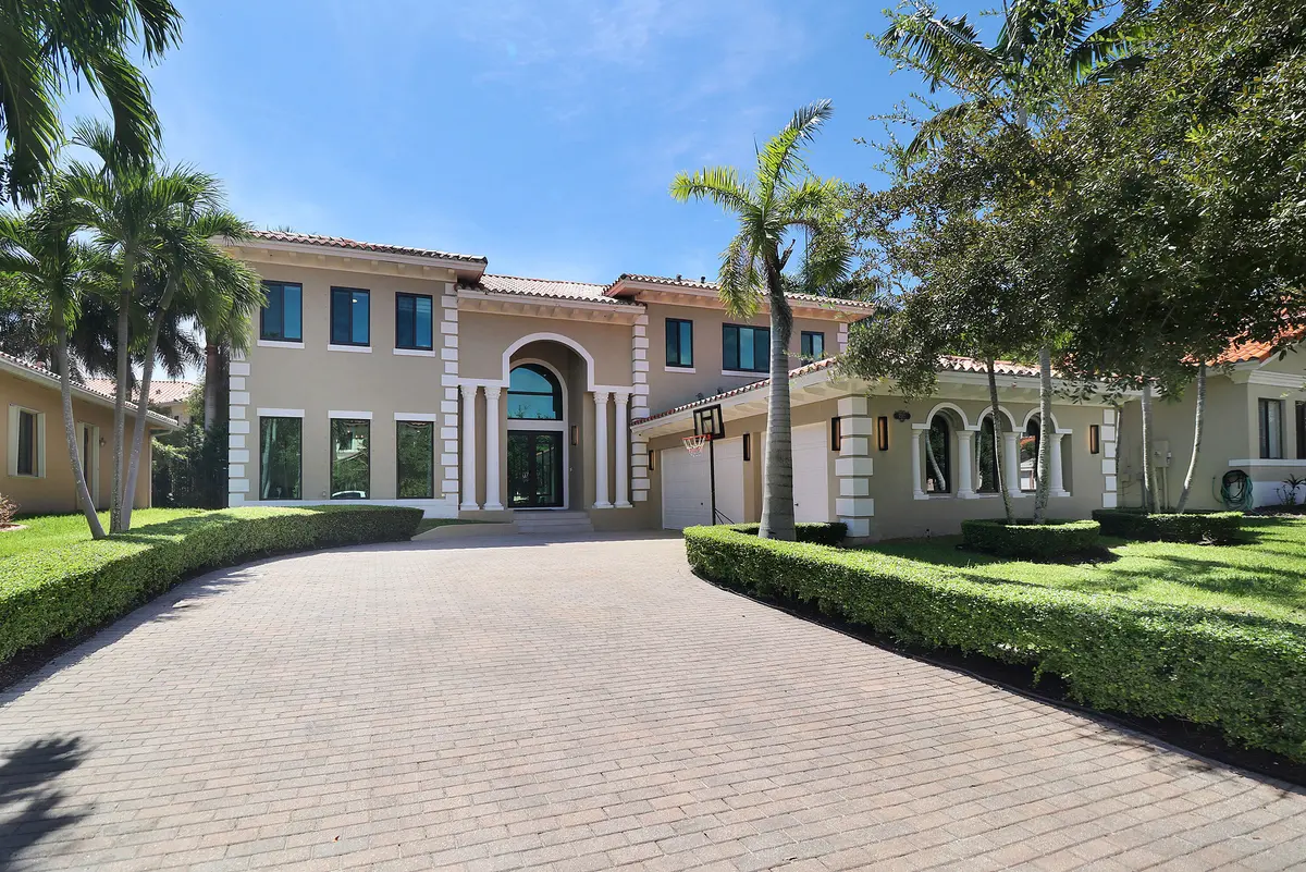Front at 7512 SW 187TH Street, Cutler Bay