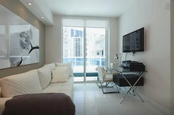Photo 4 at 2711 S OCEAN Drive 506, Hollywood