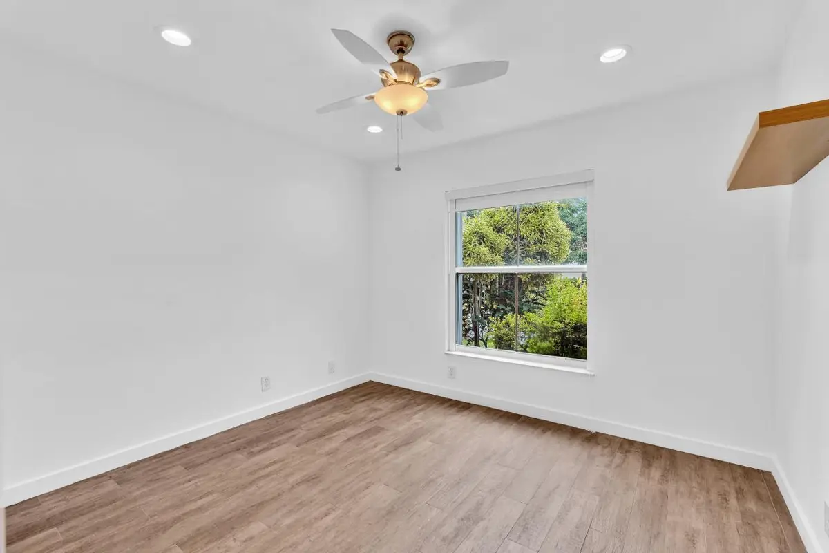FPP00026 (5)2048x1536 at 3307 SW 49TH Street, Hollywood