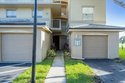 2060 GREENVIEW SHORES Boulevard 308, Wellington – Condominium for sale