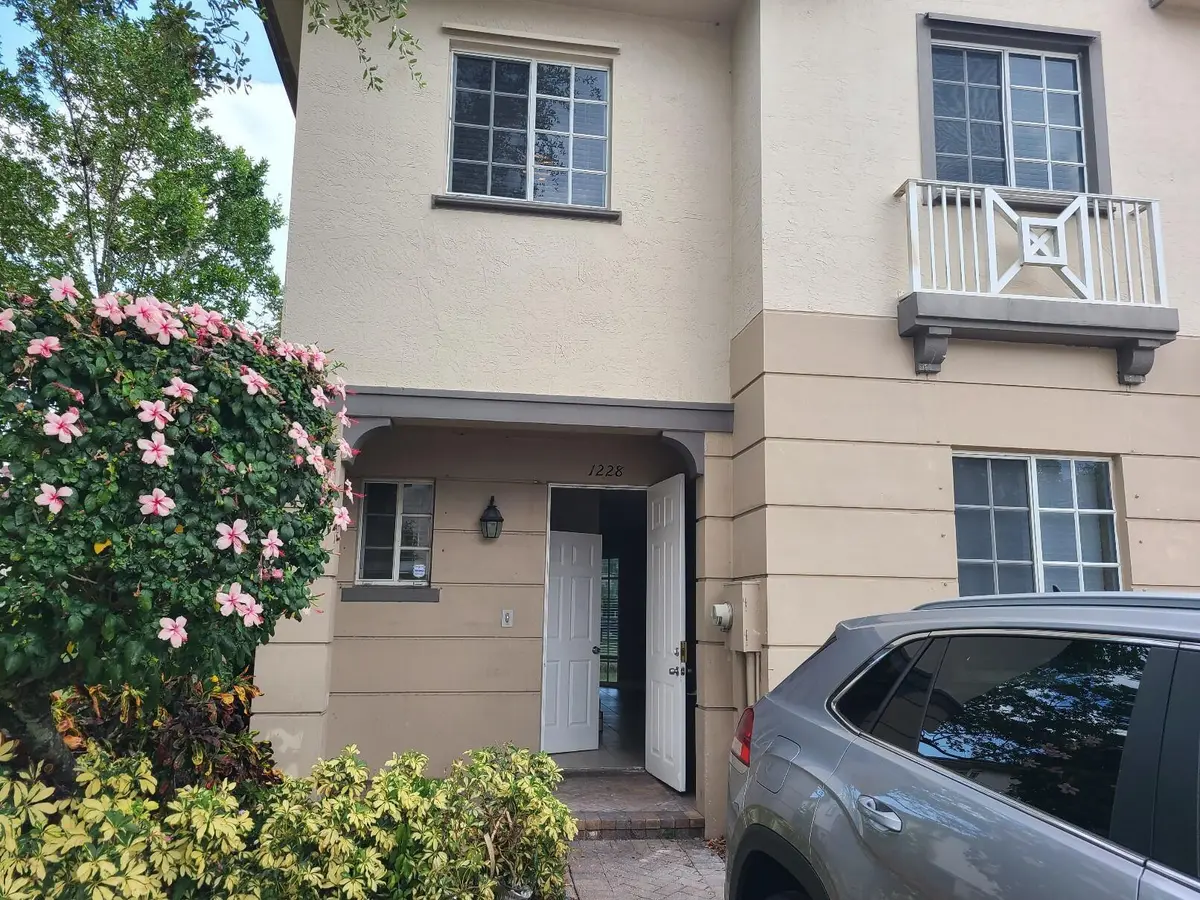 OUTSIDE at 1228 LUCAYA Drive, Riviera Beach